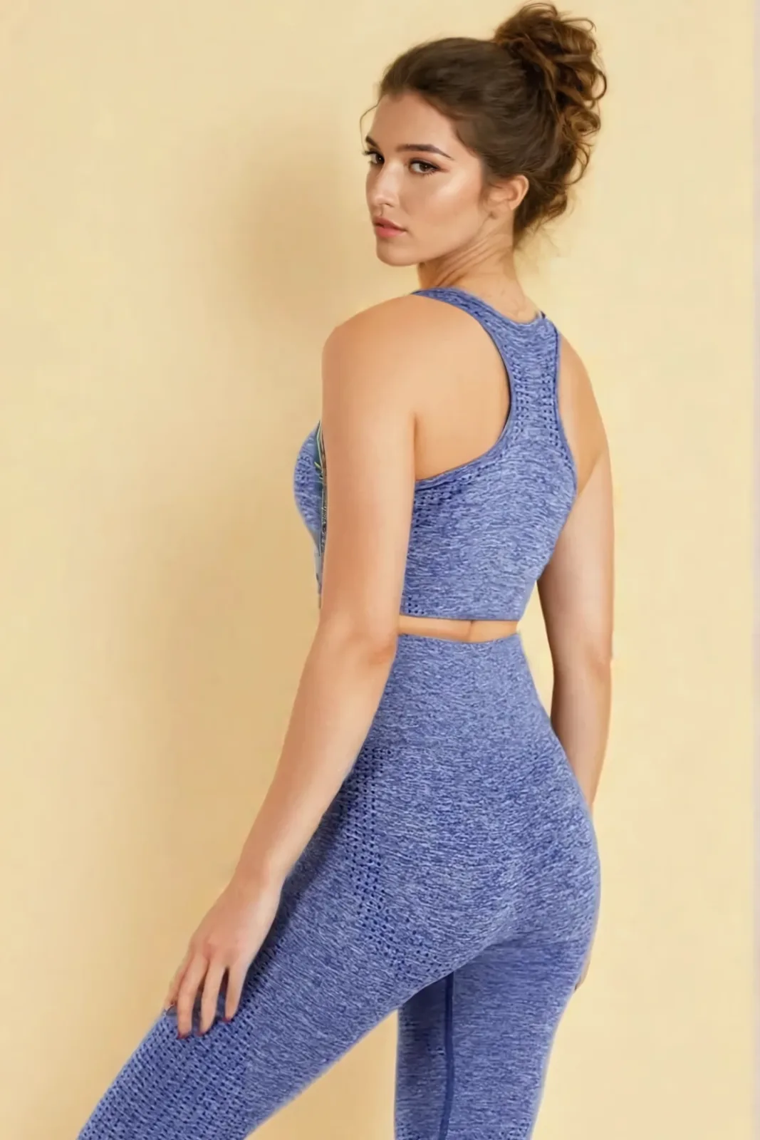 Heather grey seamless activewear knit sample