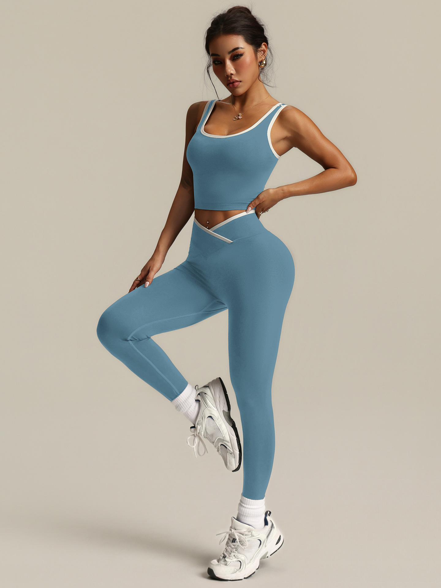 Custom Logo Women Seamless Yoga 2 Piece Set High Stretch Quick Dry Workout Tank Top Private Label Gym Activewear
