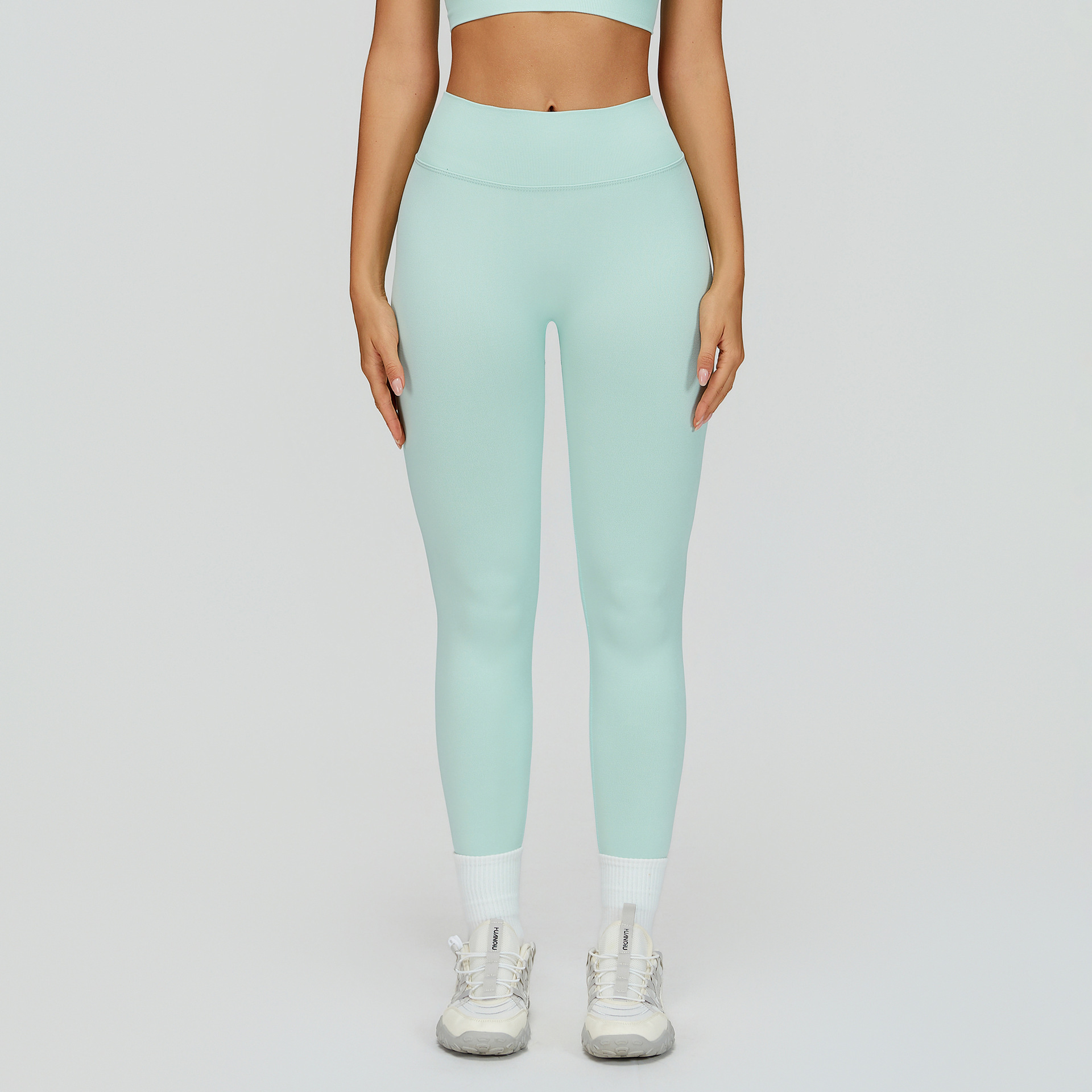 Custom Women Seamless V Back Yoga Leggings Wholesale Supplier Peach Butt Lifting Slim Fit Quick Dry Sports Workout Pants