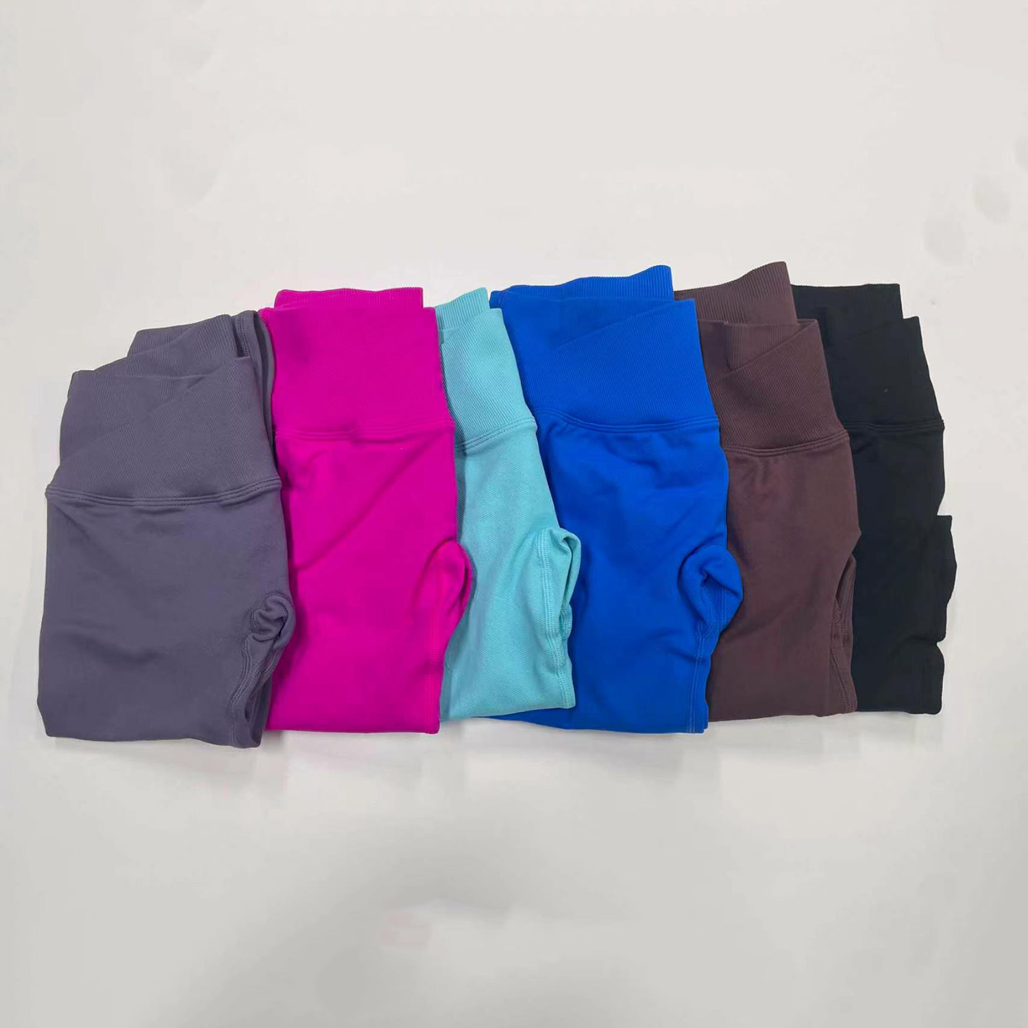 Custom Seamless Quick Dry Sports Fitness Shorts Cross-Waist Solid Color Breathable Yoga Shorts Butt-Lifting Running Gym Shorts